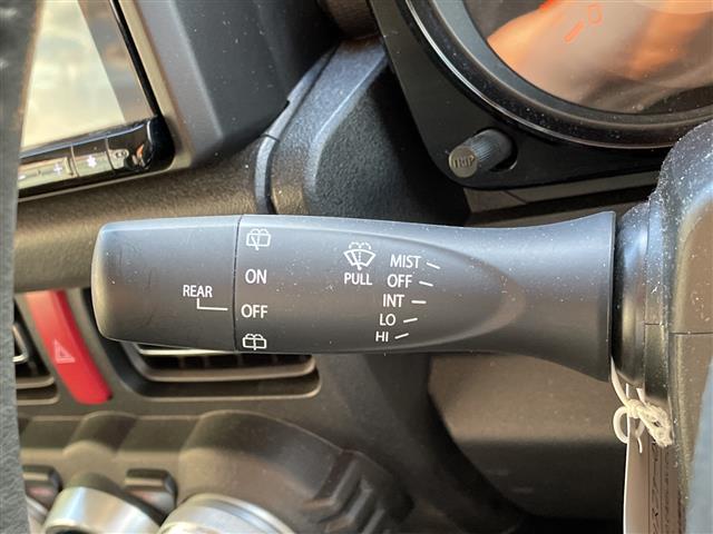 Suzuki Jimny 12