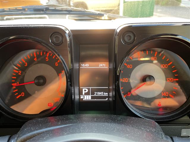 Suzuki Jimny 9