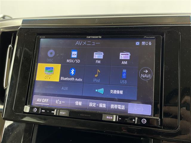 Toyota Vellfire 6