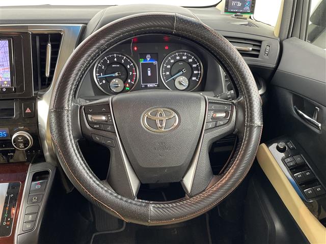Toyota Vellfire 10