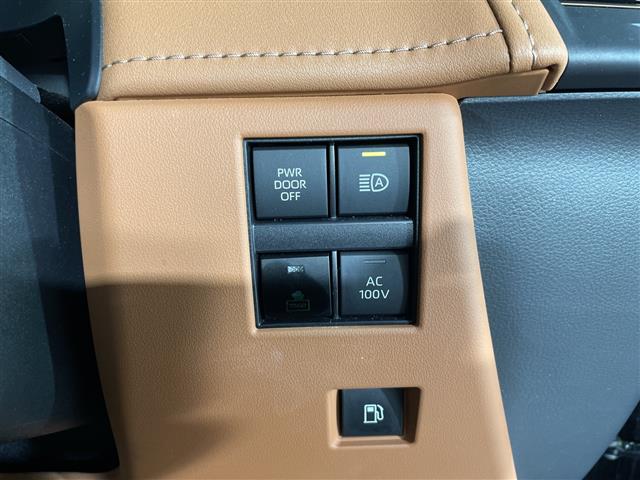 Toyota Vellfire 12