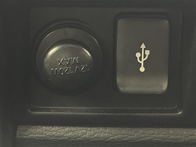 Mitsubishi Delica D:5 12
