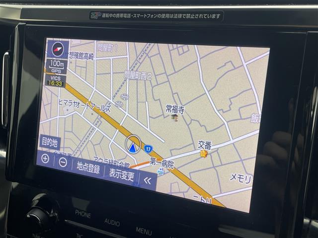 Toyota Alphard 4