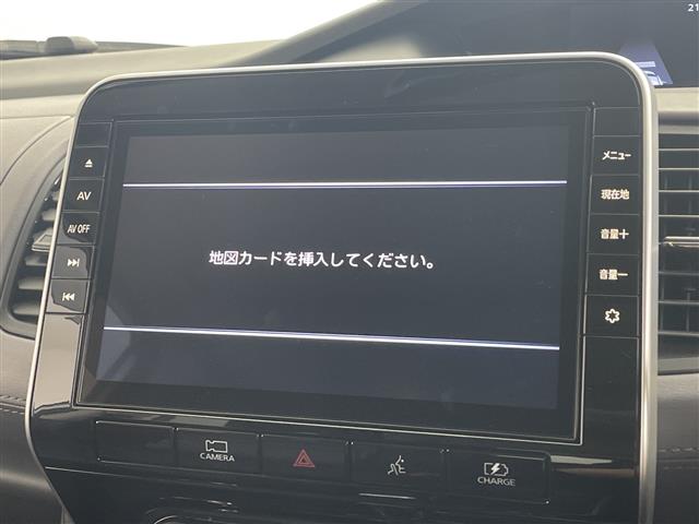 Nissan Serena 4