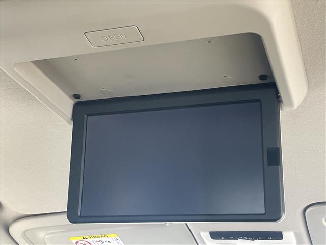 Nissan Serena 6