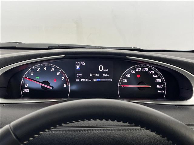 Toyota Sienta 12