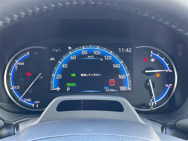 Toyota Voxy 8