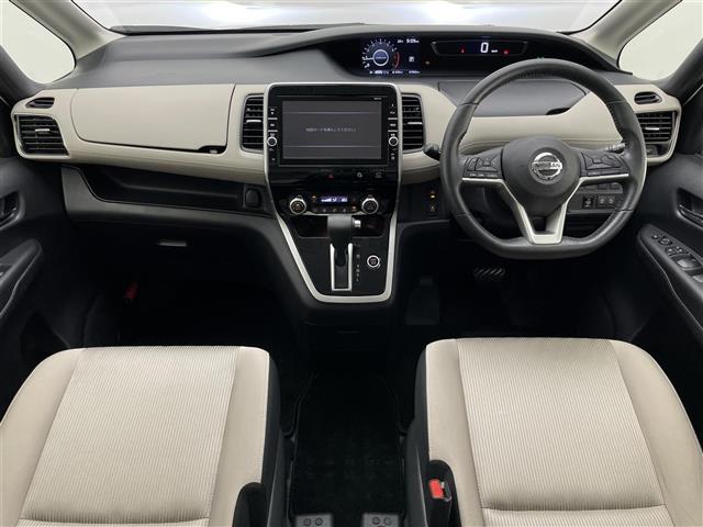 Nissan Serena 5