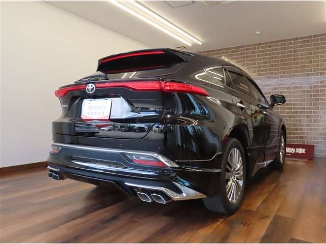 Toyota Harrier 6