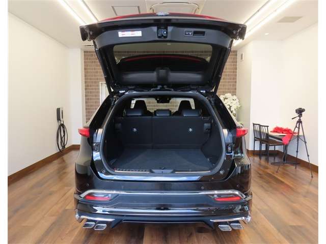 Toyota Harrier 9