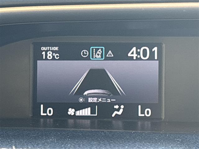 Toyota Voxy 7