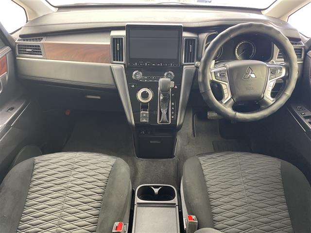 Mitsubishi Delica D:5 5