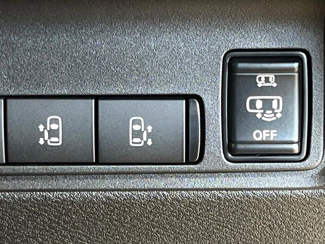Nissan Serena 7