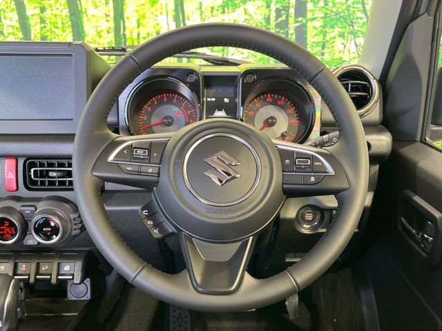 Suzuki Jimny 11