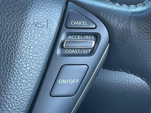Nissan Elgrand 5