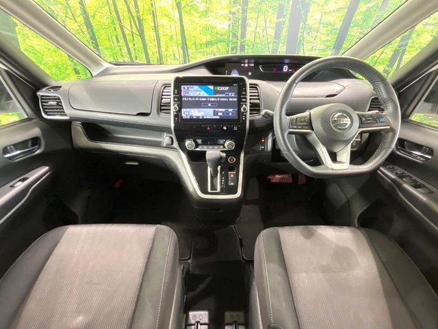 Nissan Serena 2