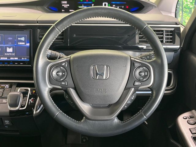 Honda Stepwgn 12
