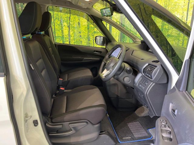 Nissan Serena 9
