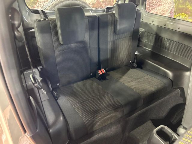 Suzuki Jimny Sierra 10