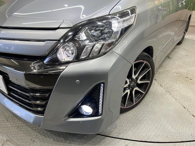 Toyota Alphard 12