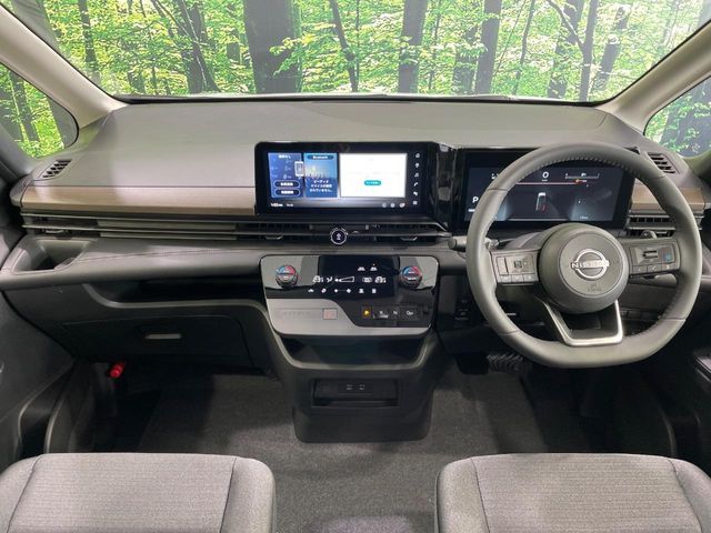 Nissan Serena 2