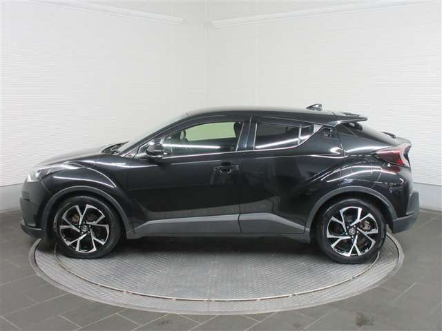 Toyota C-HR 3