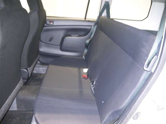 Toyota Probox Van 8