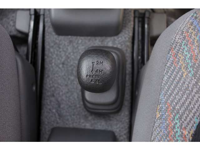 Suzuki Jimny 6