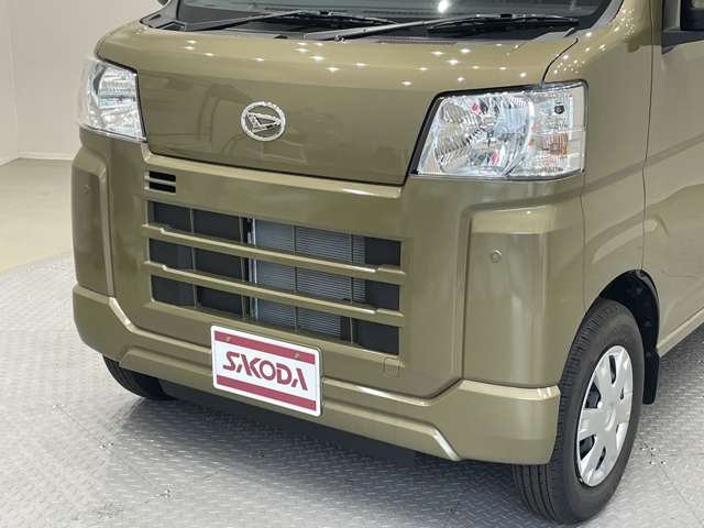 Daihatsu Hijet Deck Van 12