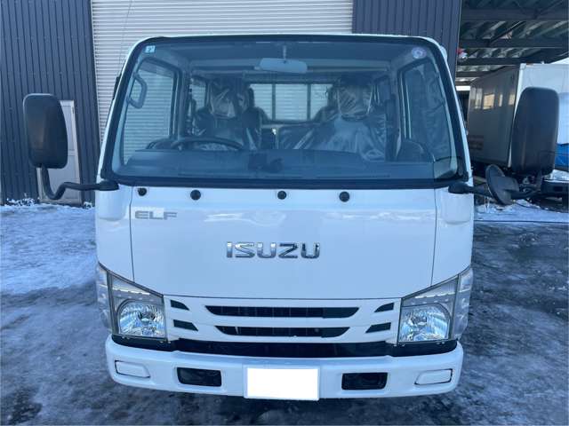 Isuzu Elf 2
