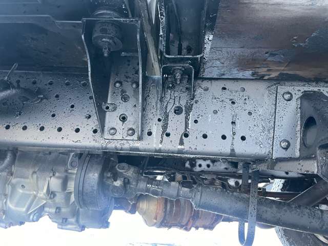 Isuzu Elf 10