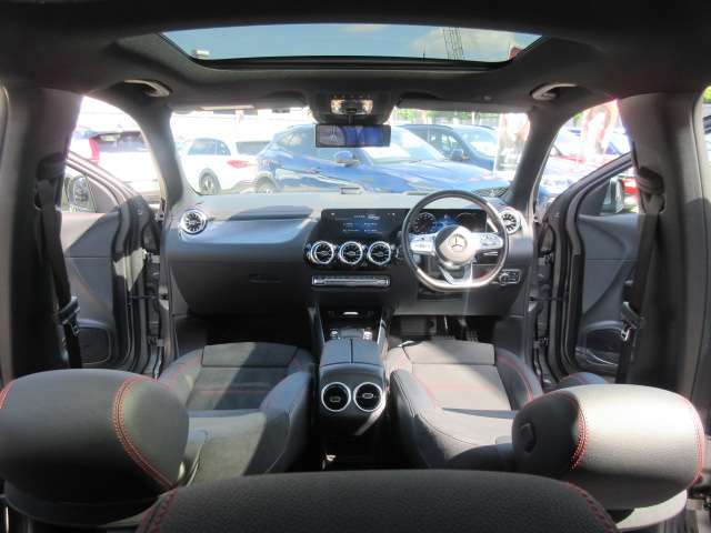 Mercedes-Benz EQA 7