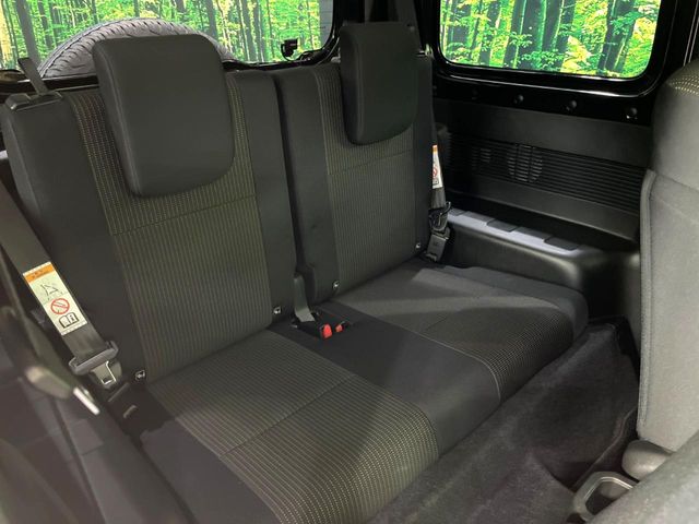 Suzuki Jimny Sierra 10