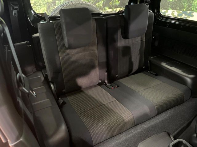 Suzuki Jimny Sierra 12