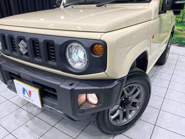 Suzuki Jimny 12