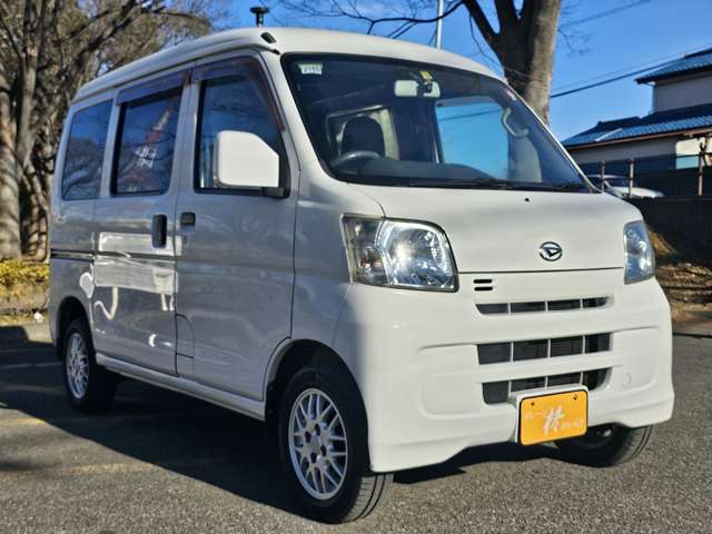 Daihatsu Hijet Cargo 4