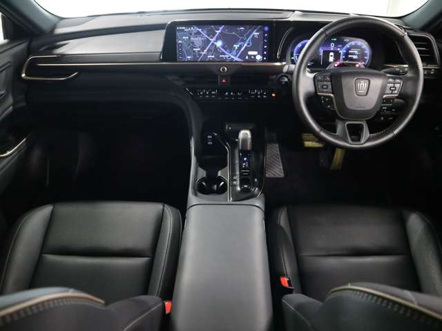 Toyota Crown Sport 7