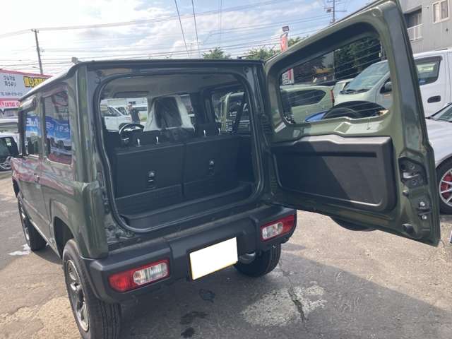 Suzuki Jimny 11