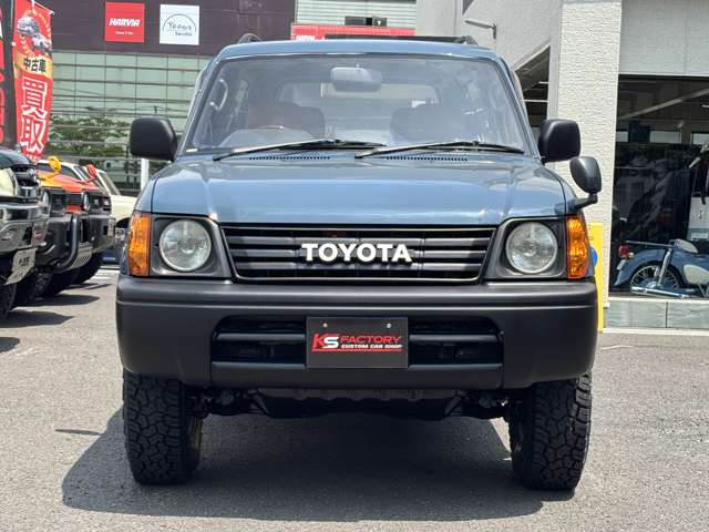 Toyota Land Cruiser Prado 6