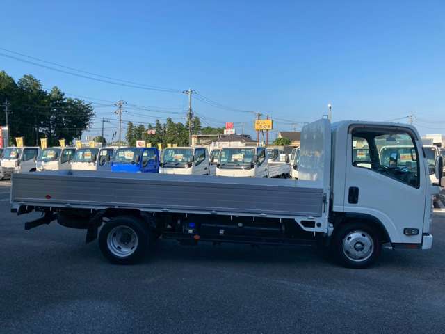 Isuzu Elf 4