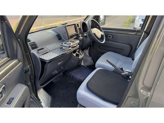 Daihatsu Hijet Deck Van 11