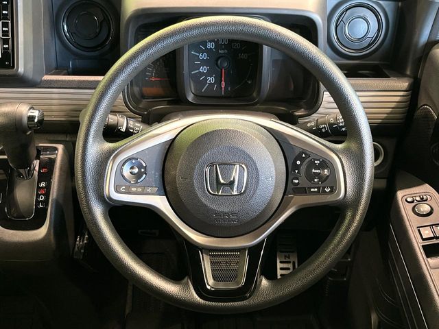 Honda N-VAN 11