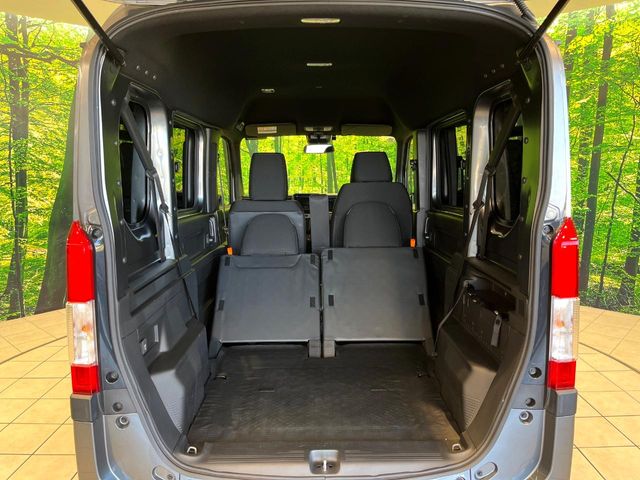 Honda N-VAN 10