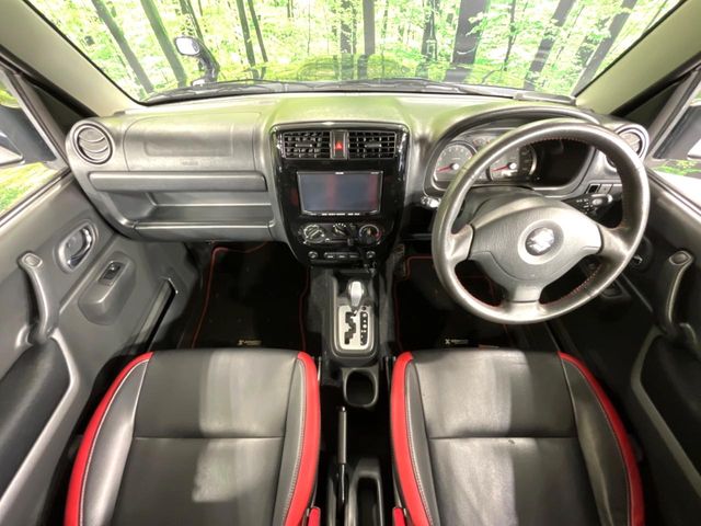 Suzuki Jimny 3