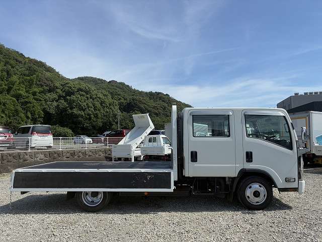 Isuzu Elf 12