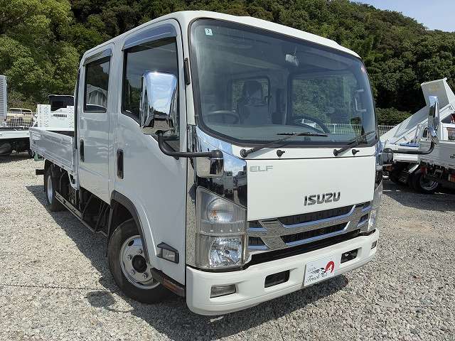 Isuzu Elf 3