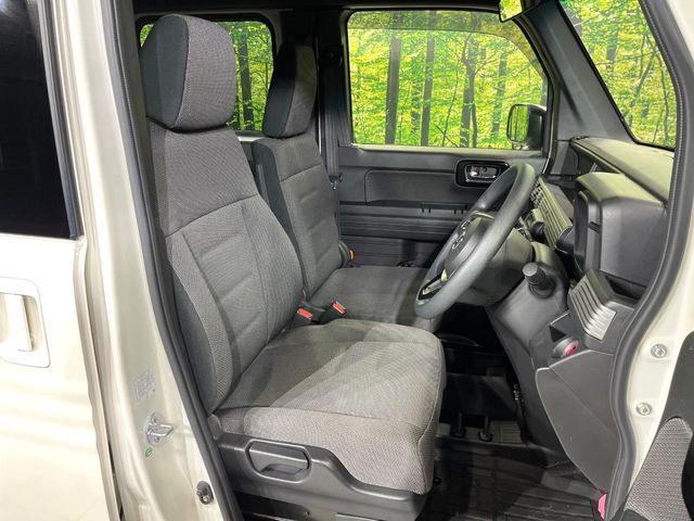 Honda N-VAN 8