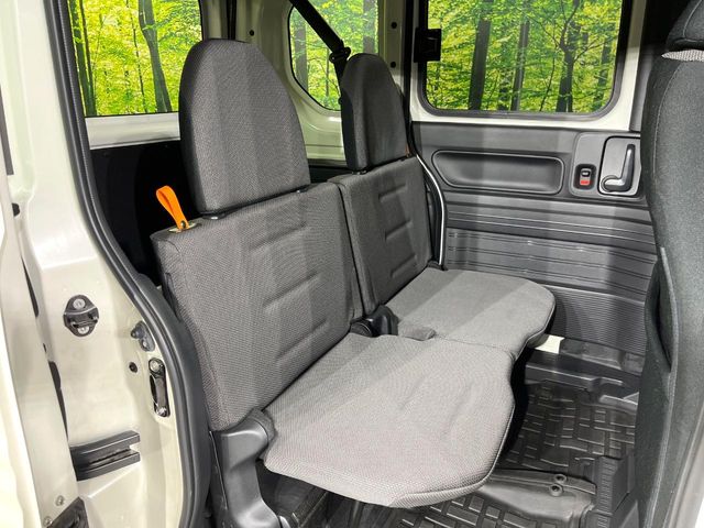 Honda N-VAN 9