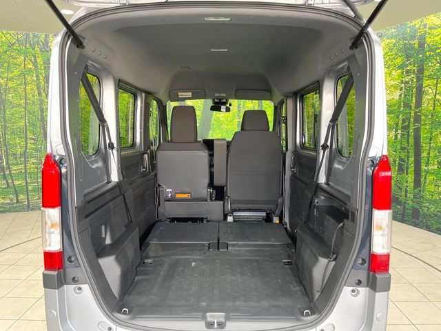 Honda N-VAN 10