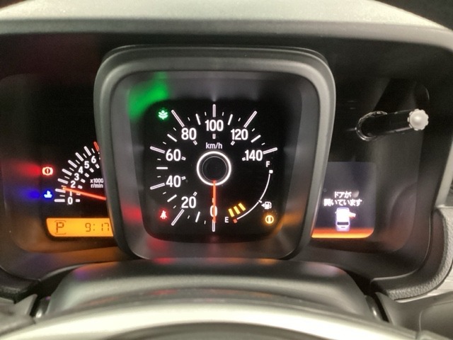 Honda N-VAN 8